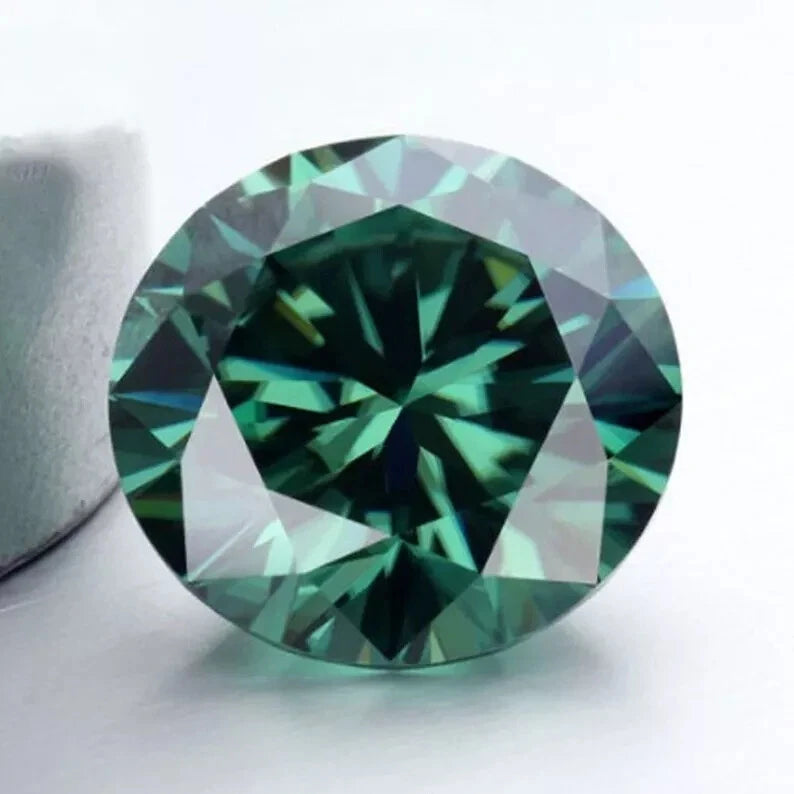 Certified 5.00Ct Round Cut Natural Green Color Lab Grown Loose VVS1 CVD Diamond